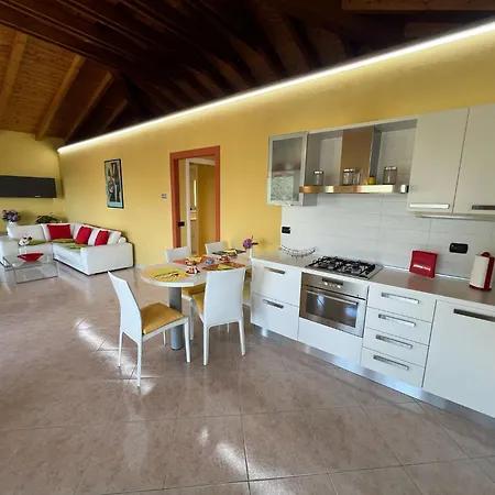 Penthouse Valentino * Intra