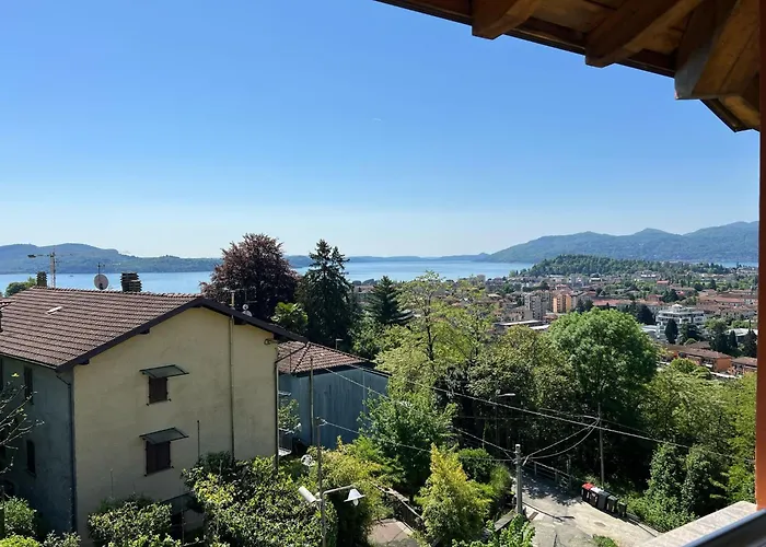 Penthouse Valentino Intra