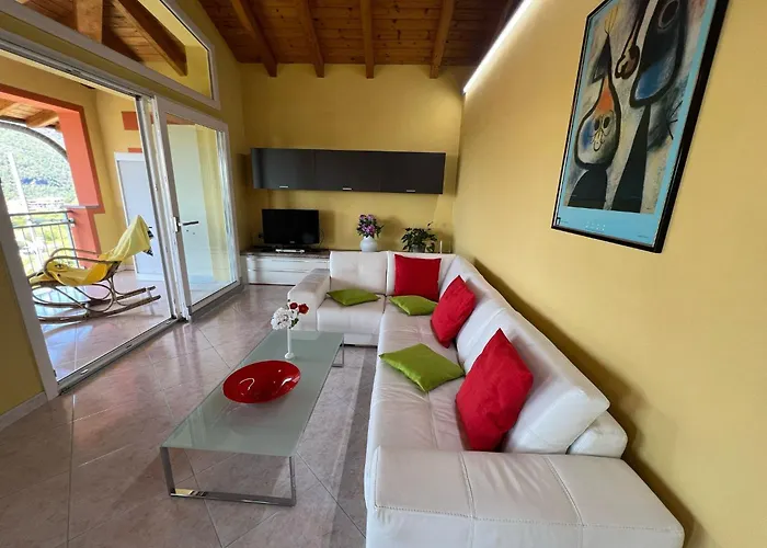 Penthouse Valentino Apartmán Intra